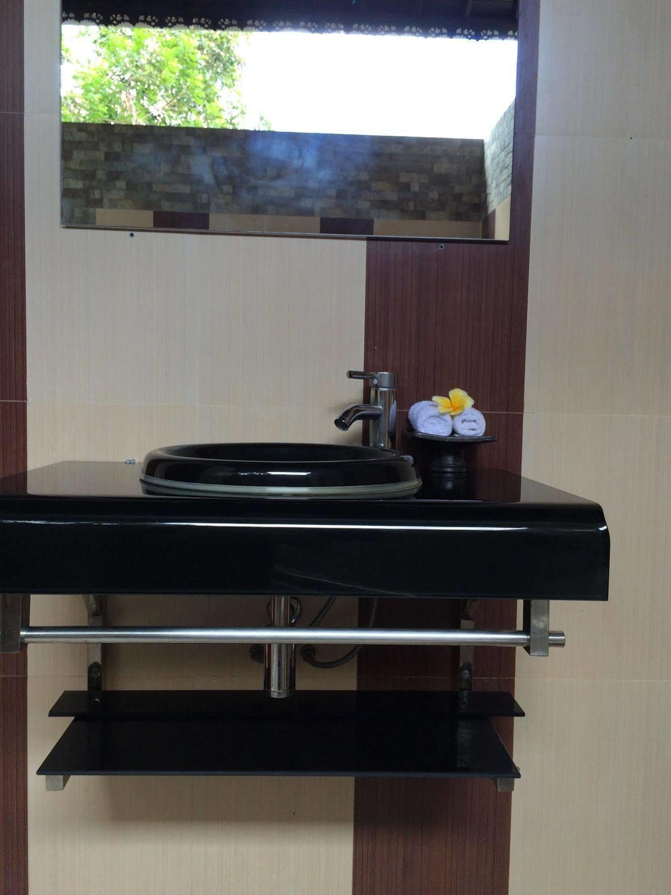 Uma Dewi Guest House Убуд Экстерьер фото