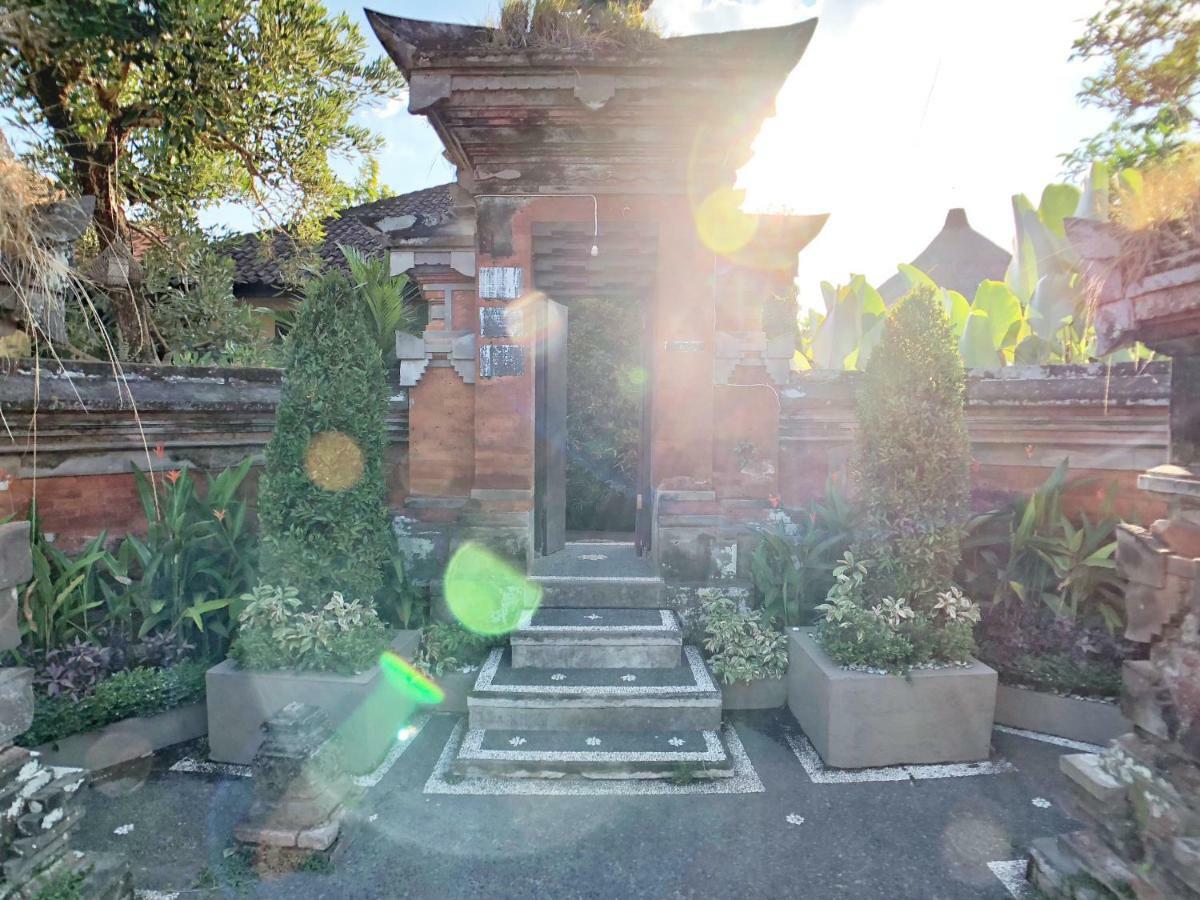 Uma Dewi Guest House Убуд Экстерьер фото